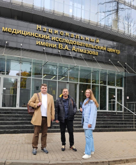 Сосудистые хирурги РКБ им. Н. А. Семашко прошли обучение в НМИЦ им. В. А. Алмазова