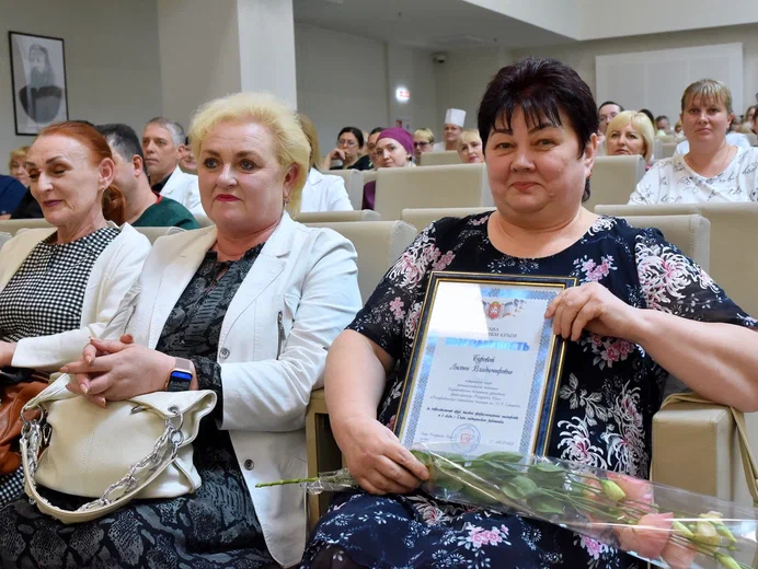 В ГБУЗ РК «РКБ им. Н.А. Семашко» состоялось торжественное мероприятие, посвященное Дню медицинского работника.